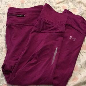 Under armor maroon crops with mesh detail